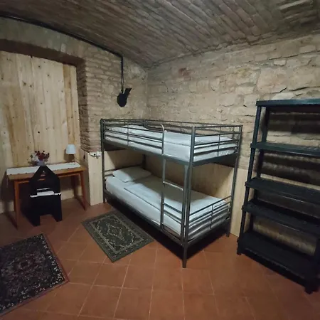 Alba Hostal