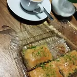 Alba بيت شباب