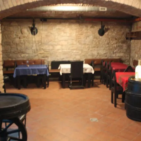 Hostel Alba