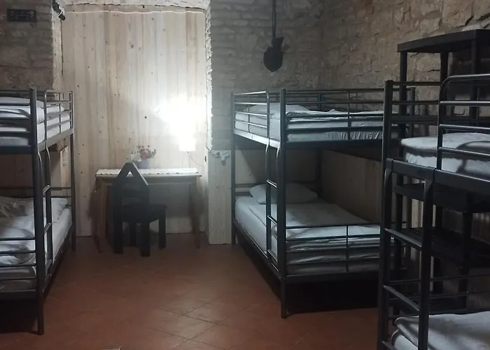 Alba Hostal