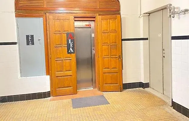 Alba Hostal *